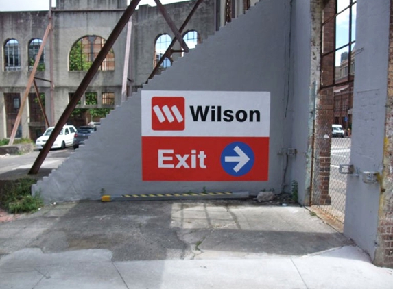 Hunt Signs - Maroubra, NSW