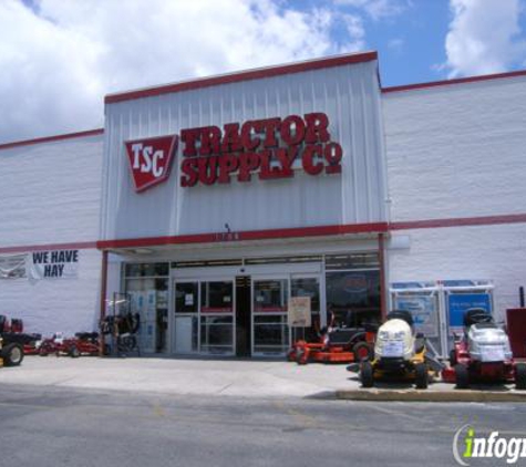 Tractor Supply Co - Leesburg, FL