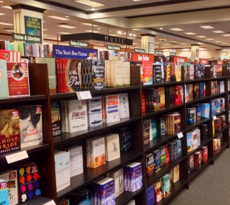 Barnes & Noble Booksellers - Plano, TX