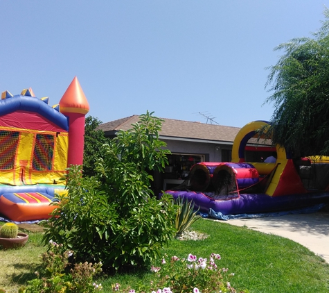 Paludis Jumpers Party Rentals in Moreno Valley - Moreno Valley, CA. Obstacle course jumpers for rent in Moreno Valley, Menifee Jumpers, party rentals in Riverside, Moreno valley jumpers paludis, jumper