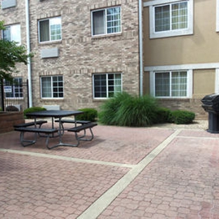 Extended Stay America - Louisville - Alliant Avenue - Louisville, KY