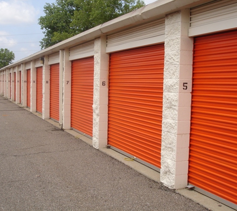 Public Storage - Fraser, MI