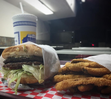 Volcano Burgers - Los Alamitos, CA