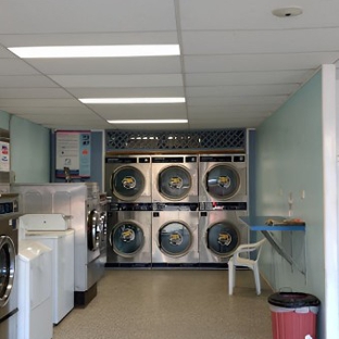 Super Suds Laundry - Avoca, QLD