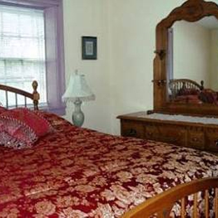 Blue Rock Bed and Breakfast - Millersville, PA