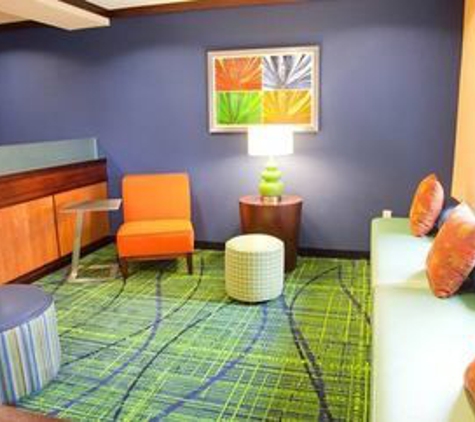 Fairfield Inn & Suites - East Peoria, IL