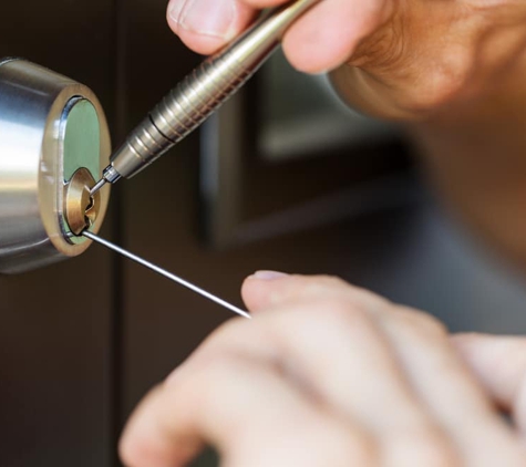 Northlakes Locksmiths - Charmhaven, NSW