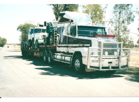 Hinde Transport - Molendinar, QLD