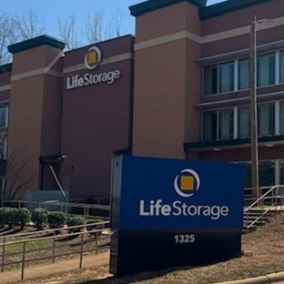 Extra Space Storage - Charlotte, NC