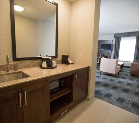 Hampton Inn & Suites Oklahoma City Airport - Oklahoma City, OK