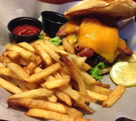 Shelby Campbell's Tavern & Grill - Elk Grove Village, IL