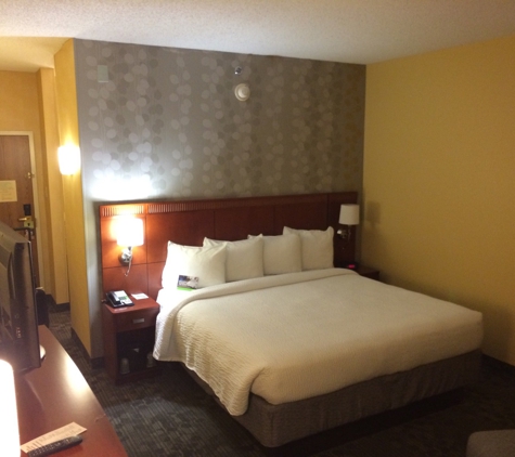 Courtyard by Marriott - Memphis, TN