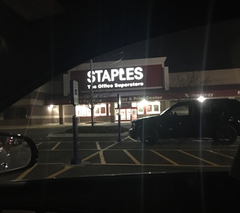 Staples Travel Services - Elk Grove Village, IL