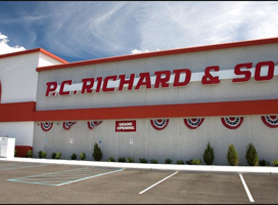 P.C. Richard & Son - Riverhead, NY