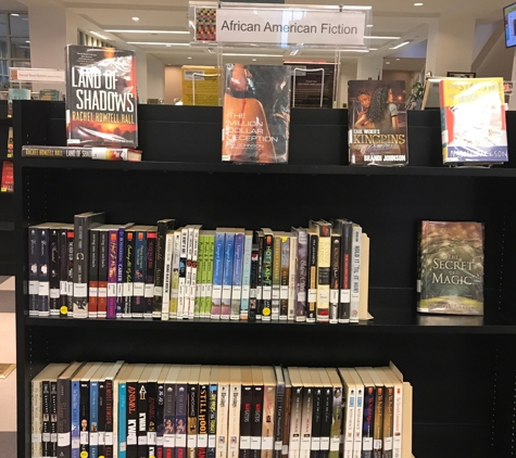 Charlotte Mecklenburg Library - Main - Charlotte, NC