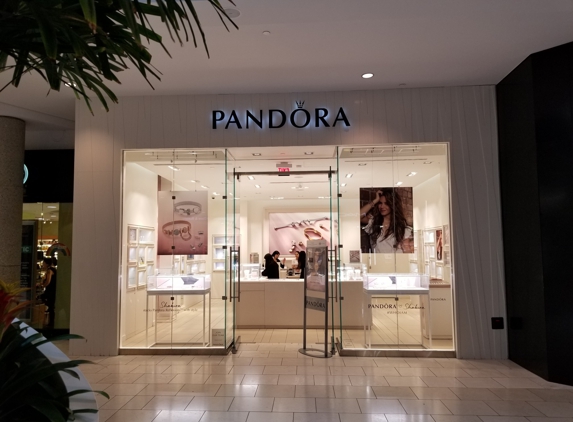 PANDORA - Arcadia, CA