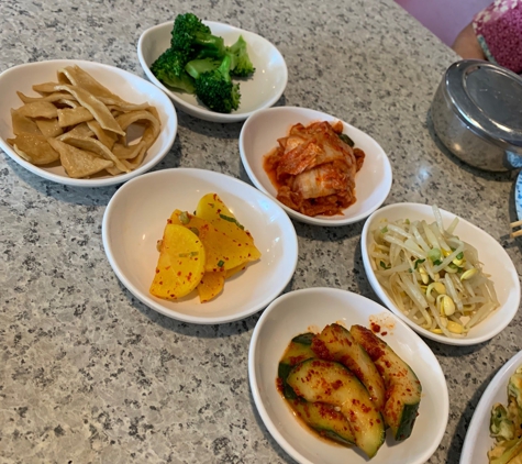 Asian Kitchen Korean Cuisine - Saint Louis, MO