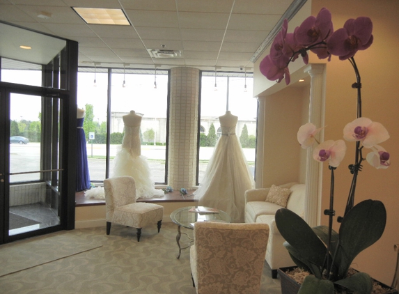 Bijou Bridal - Oakbrook Terrace, IL