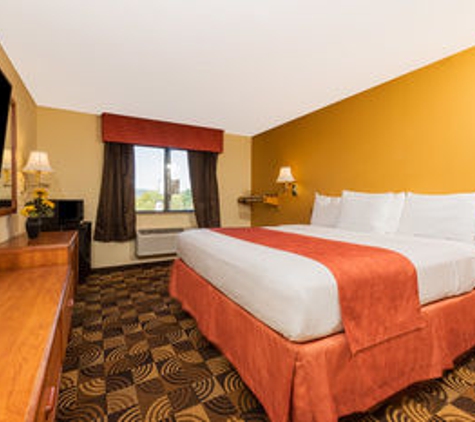 Super 8 by Wyndham Portsmouth - Portsmouth, OH