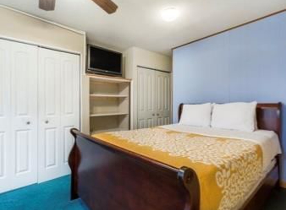 Days Inn by Wyndham Chincoteague Island - Chincoteague Island, VA