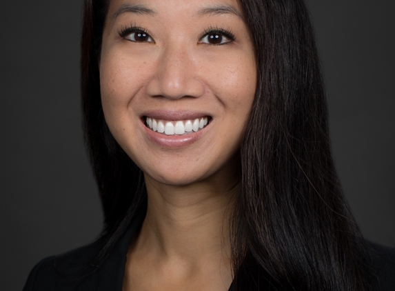 Elaine Yie-Lin Tran, MD - New Hyde Park, NY