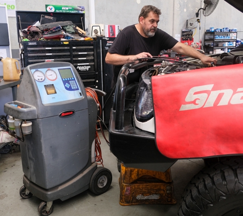 Carite Auto Repairs - Warana, QLD