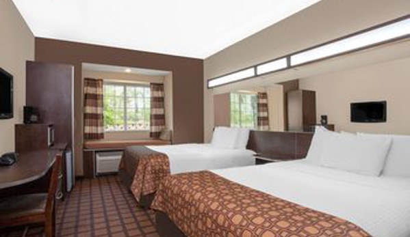 Microtel Inn & Suites by Wyndham Columbia/At Fort Jackson - Columbia, SC