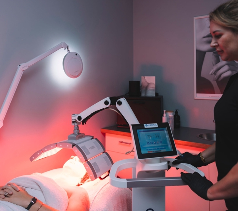 Chloe Regan Cosmetic Clinic - Noosaville, QLD