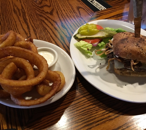 The Burger Saloon - Woodland, CA