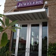 Kay jewelers store woodstock