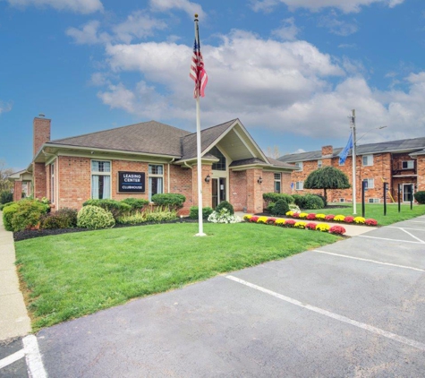 Knollwood Manor Apartment Homes - Fairport, NY