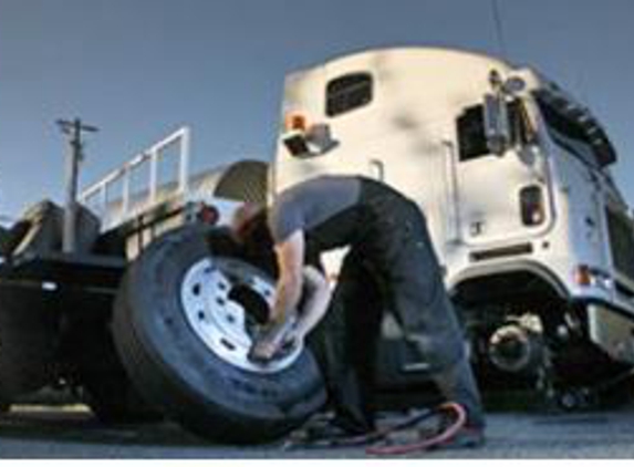 Truckers Breakdown Truck Repair Towing & Commercial Tires