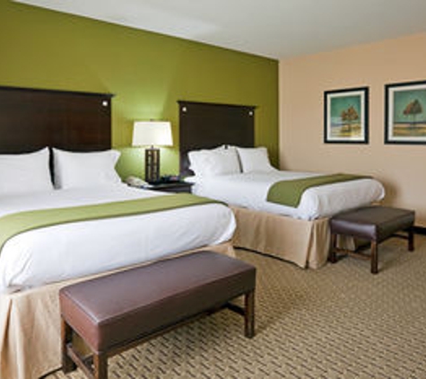 Holiday Inn Express & Suites Opelika Auburn - Opelika, AL