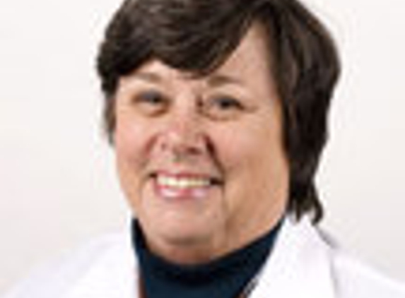 Dr. Susan E Trecartin, MD - Hicksville, NY