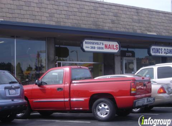 Roosevelt Nail Shop - Redwood City, CA