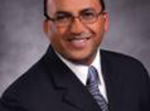 Premraj Makkuni, MD - Rockford, IL