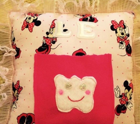 Theresa's Comfy Pillows & More - Kennett, MO. Minnie Mouse Tooth Fairy Pillow