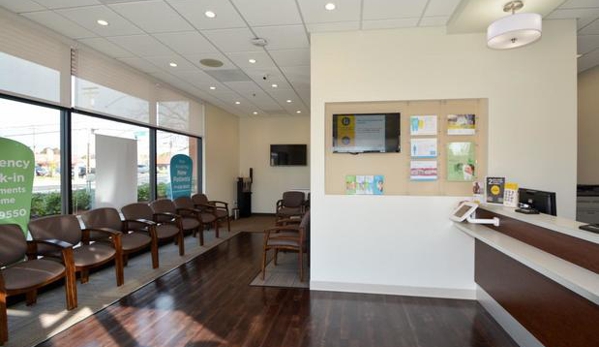 Modesto Modern Dentistry - Modesto, CA