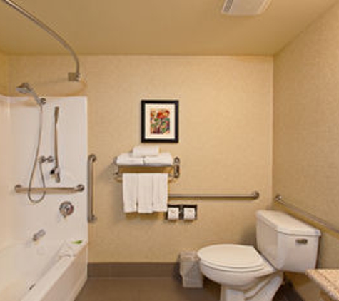 Holiday Inn Express Temecula - Temecula, CA