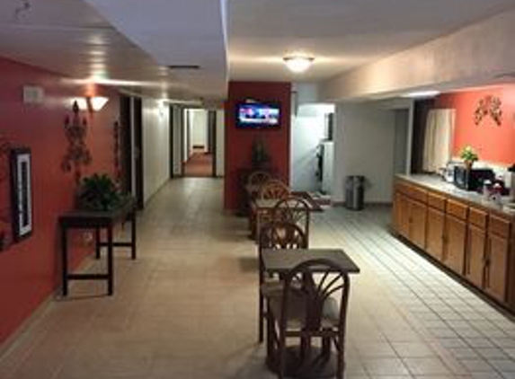 Luxury Inn and Suites - Lincoln, NE