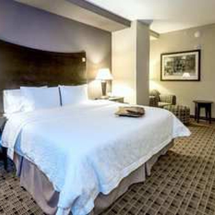 Hampton Inn & Suites Montgomery-Downtown - Montgomery, AL