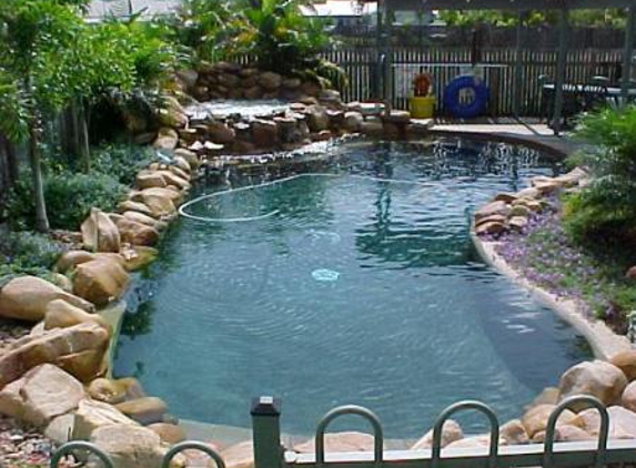 Busy Bee Swimming Pools - Bushland Beach, QLD