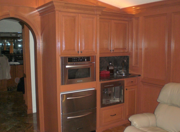 Florida Home Decor-Cabinet Maker - Palm Harbor, FL