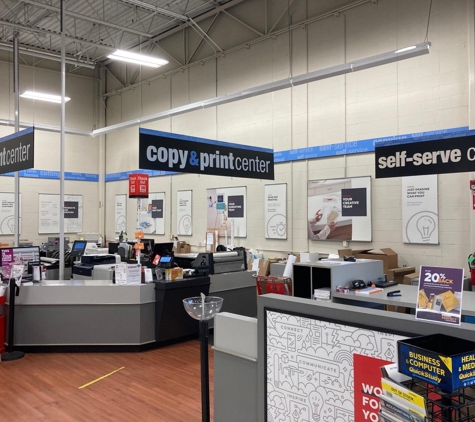 Staples - New Milford, CT