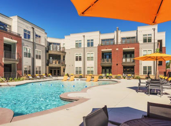 One Eleven Apartments - Cayce, SC