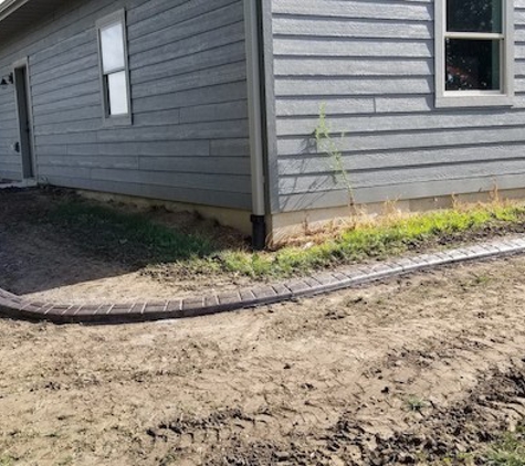 D & S Lawn Care and Landscaping - Dubuque/Dyersville IA - Dyersville, IA