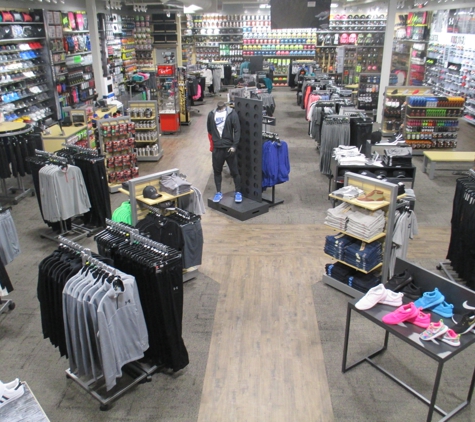 Hibbett Sports - El Centro, CA