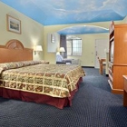 Sapphire Inn & Suites