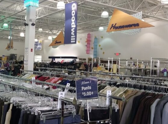 Goodwill Hollywood Taft Superstore - Hollywood, FL