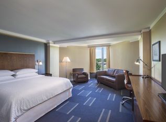 Four Points by Sheraton Richmond - North Chesterfield, VA